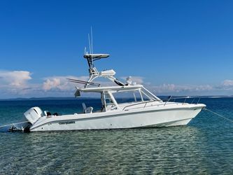 35' Everglades 2012 Yacht For Sale